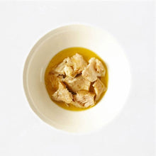 Load image in gallery viewer, Sturgeon "Riofrío Caviar" confit in virgin olive oil exrtra